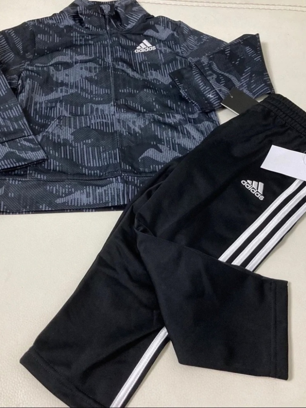 Adidas long sleeve top pants active outfit 4025 - Picture 5 of 6